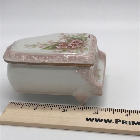 Vintage Delicate Hand Painted Piano Trinket Box - Picture 6 of 8